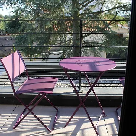B&B Maison Canopee Saint-Genis-les-Ollières