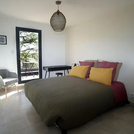 Bed & Breakfast Maison Canopee Saint-Genis-les-Ollières